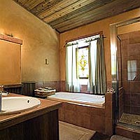 Cross Mountain Bath