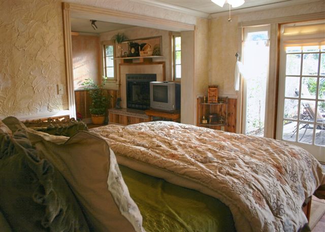 matthew-bed.JPG